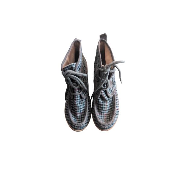 G.H. Bass & Co. Shoes - G.H. Bass & Co. Tweed Wedge Boots | Size 9M | Gray, Red & Tan | Never Worn